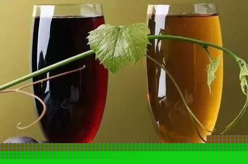红白葡萄酒，真的只是颜色不同吗？