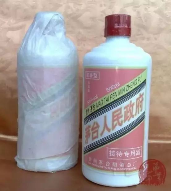 售卖“专特供酒”获刑！
