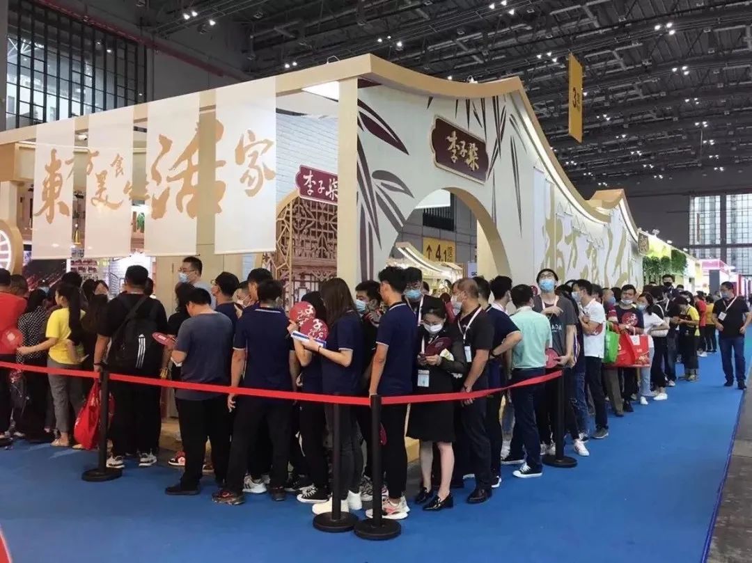 李子柒螺蛳粉加速线下招募，达能或将出售养乐多股份，巴比食品12日上市……