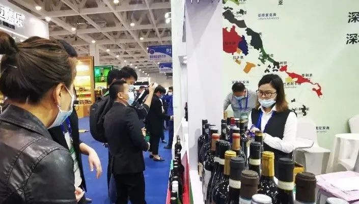 “戴口罩”逛展，今年秋糖有什么不一样？