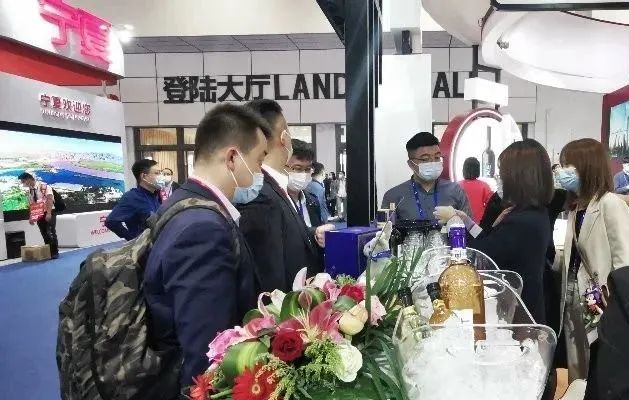 “戴口罩”逛展，今年秋糖有什么不一样？