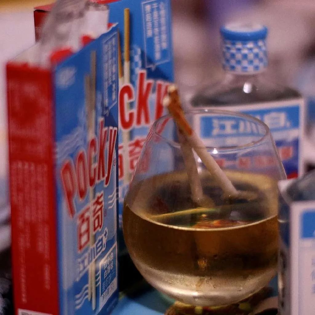 品牌年轻化从包装开始!看这些跨界联名品牌包装太美了!