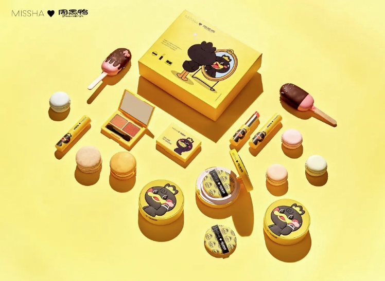 品牌年轻化从包装开始!看这些跨界联名品牌包装太美了!
