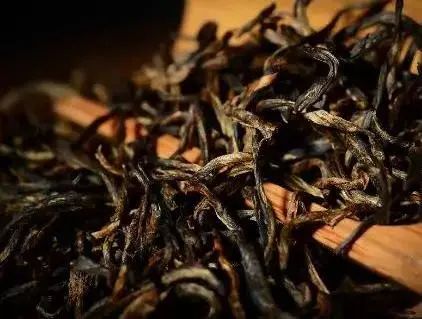 茶叶“过期”还能喝吗?很多人都理解错了