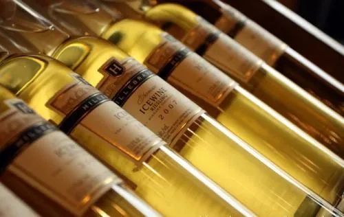 来自冬季的馈赠:冰酒