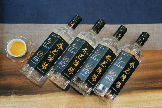 获千万级天使轮融资，“乔巴陈酿”打造“直播电商+光瓶酒”新模式！