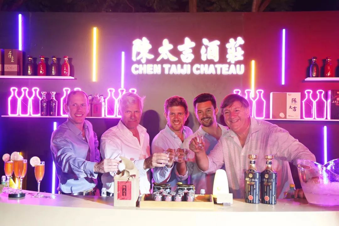 中国白酒包装终于有国际范儿了!