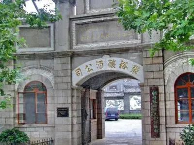 谁在杀死“国产葡萄酒”
