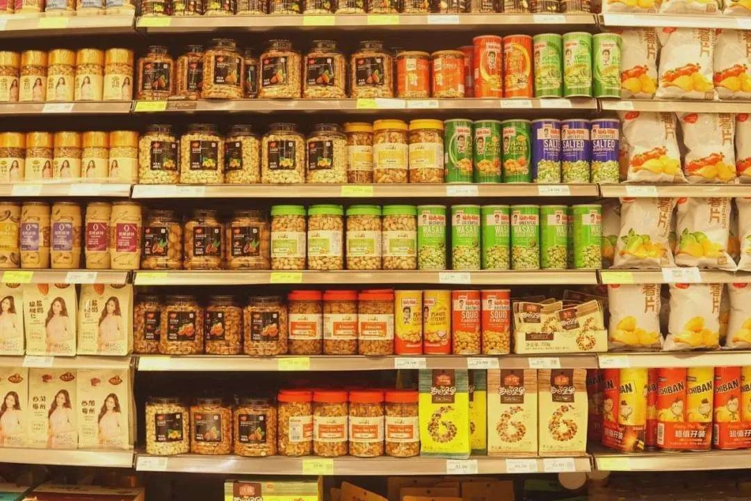 靠卖 “临期食品”,一天净赚3000元!毛利率70%!