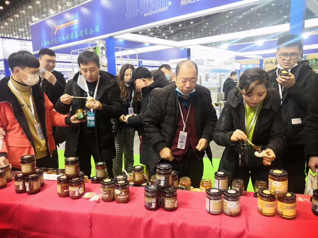 临洮珍好、灵宝苹果、柘城辣椒……地标品牌亮相万商大会，农业馆大放异彩！