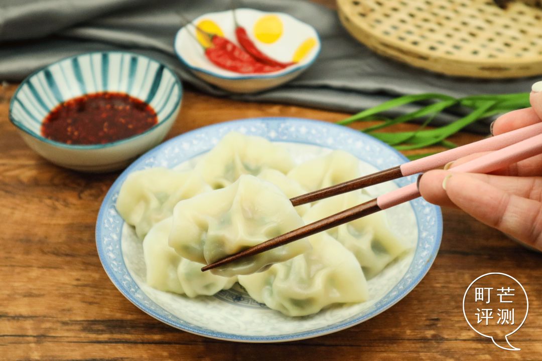 町芒尝鲜 | 卖完雪糕卖水饺,钟薛高除了贵没别的毛病