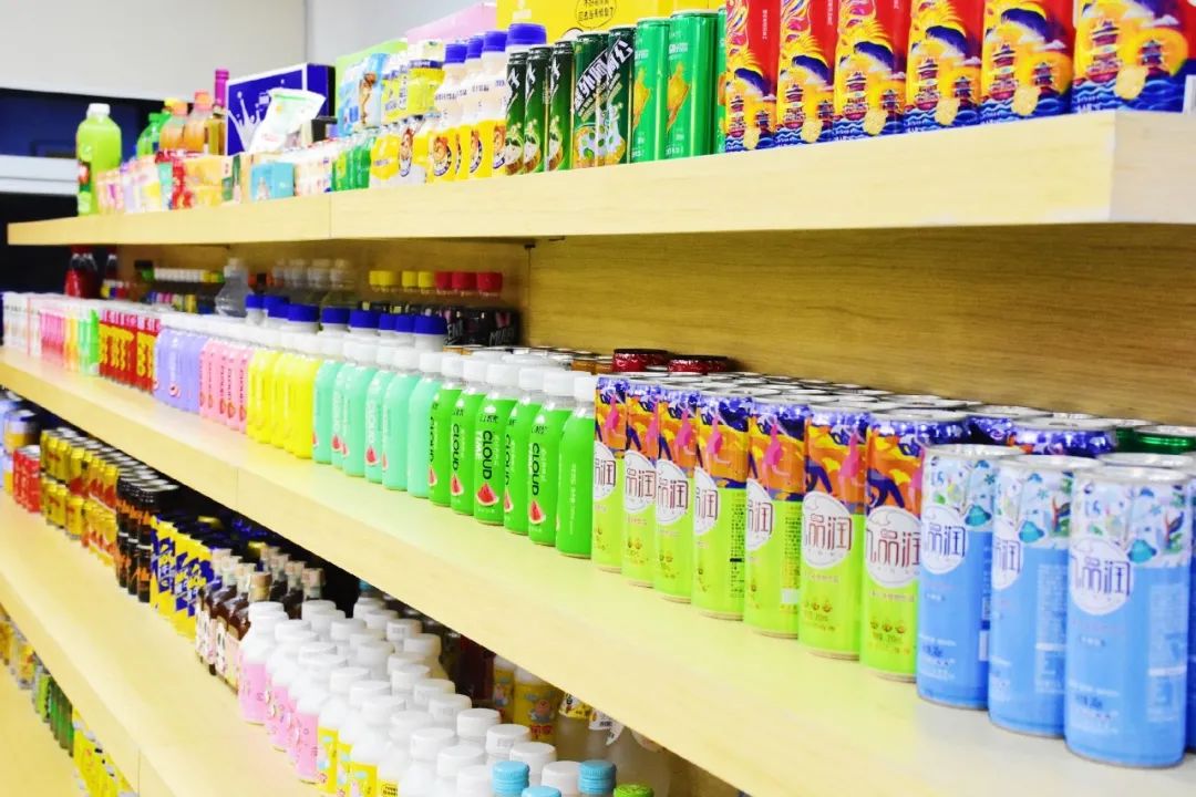 佳味添成李洲:食品企业如何进军万亿饮料市场,分得一杯羹?