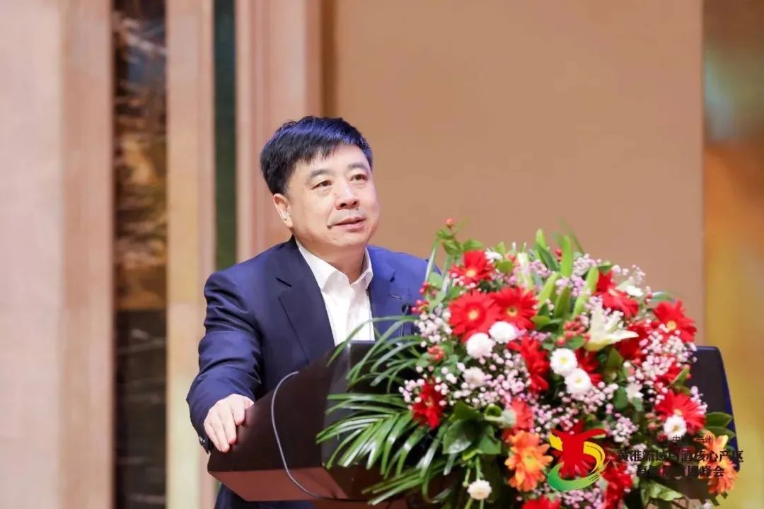 “苏鲁豫皖”名酒齐聚古井,解锁黄淮白酒产区的“本源密码”?