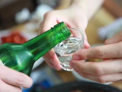 酒业趣闻|酒桌上的规矩你知道吗?