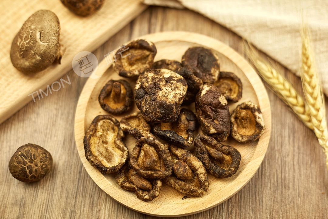 评测 | 连王一博都在推销的香菇脆,你不看看吗?
