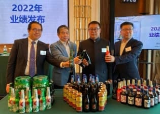 华润啤酒CEO侯孝海现身业绩会：白酒百亿是基本目标