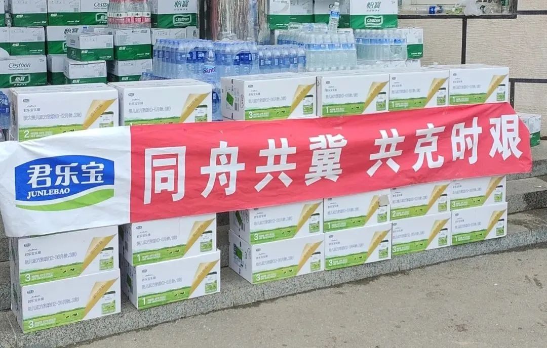 农夫山泉、银鹭、徐福记……驰援京津冀，食品企业在行动！