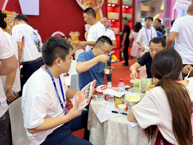 阿宽食品深圳秋糖获经销商点赞，多款方便速食新品受关注