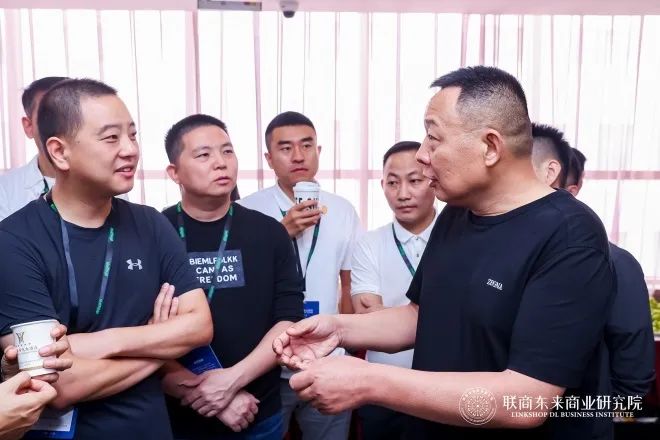 于东来：国内没有真正健康的企业家，更多是英雄式企业