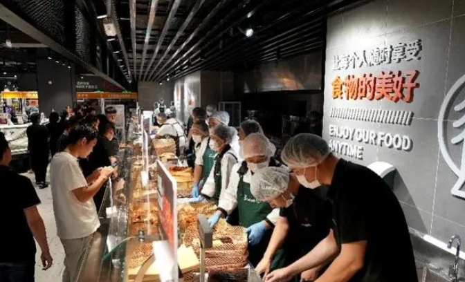 实探 | 永辉超市，广州首家“胖东来”调改店开业