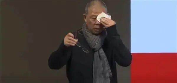 农夫山泉400亿助力,落泪的钟睒睒震撼发声“开炮”!