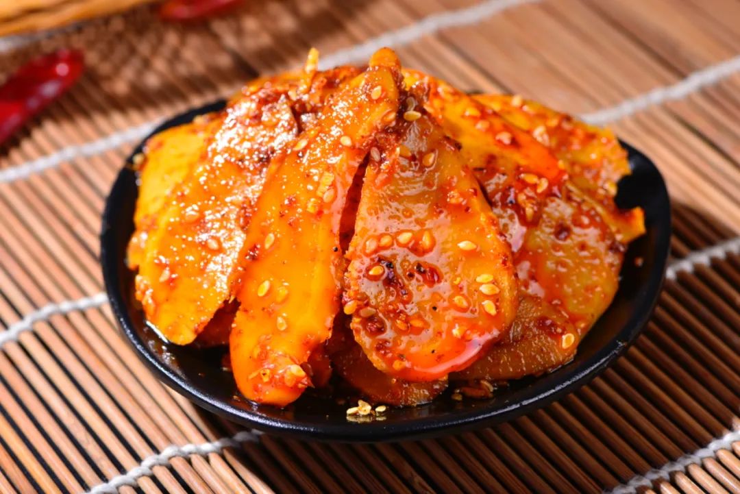 糖酒会零食新风口，品品如何用“现拌”产品抢占市场先机