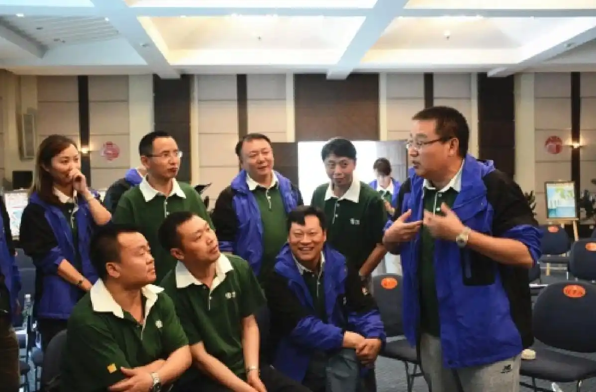 华润啤酒CEO侯孝海卸任：不去喜力，可能当老师