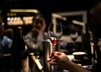 葡萄酒如何在年轻人中焕发活力？Wine Australia调研的结果显示……