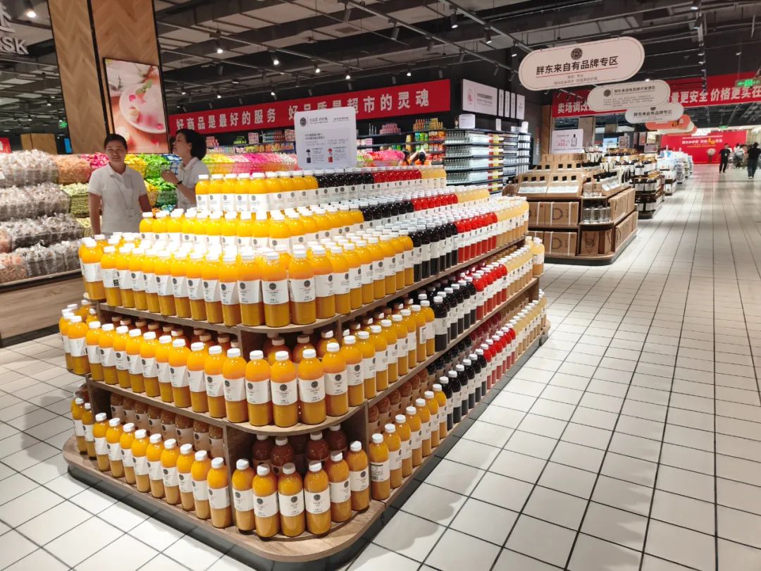 胖东来自有品牌“DL”正式入驻新疆汇嘉时代超市，48小时销售额飙涨275%