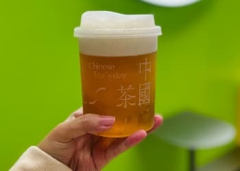 娄向鹏：新茶饮押宝超级果蔬，能否成救命稻草？