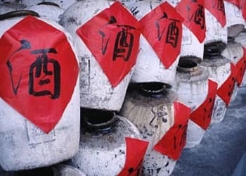 黄盖玻汾放20年，能否与青花汾酒20一较高下？