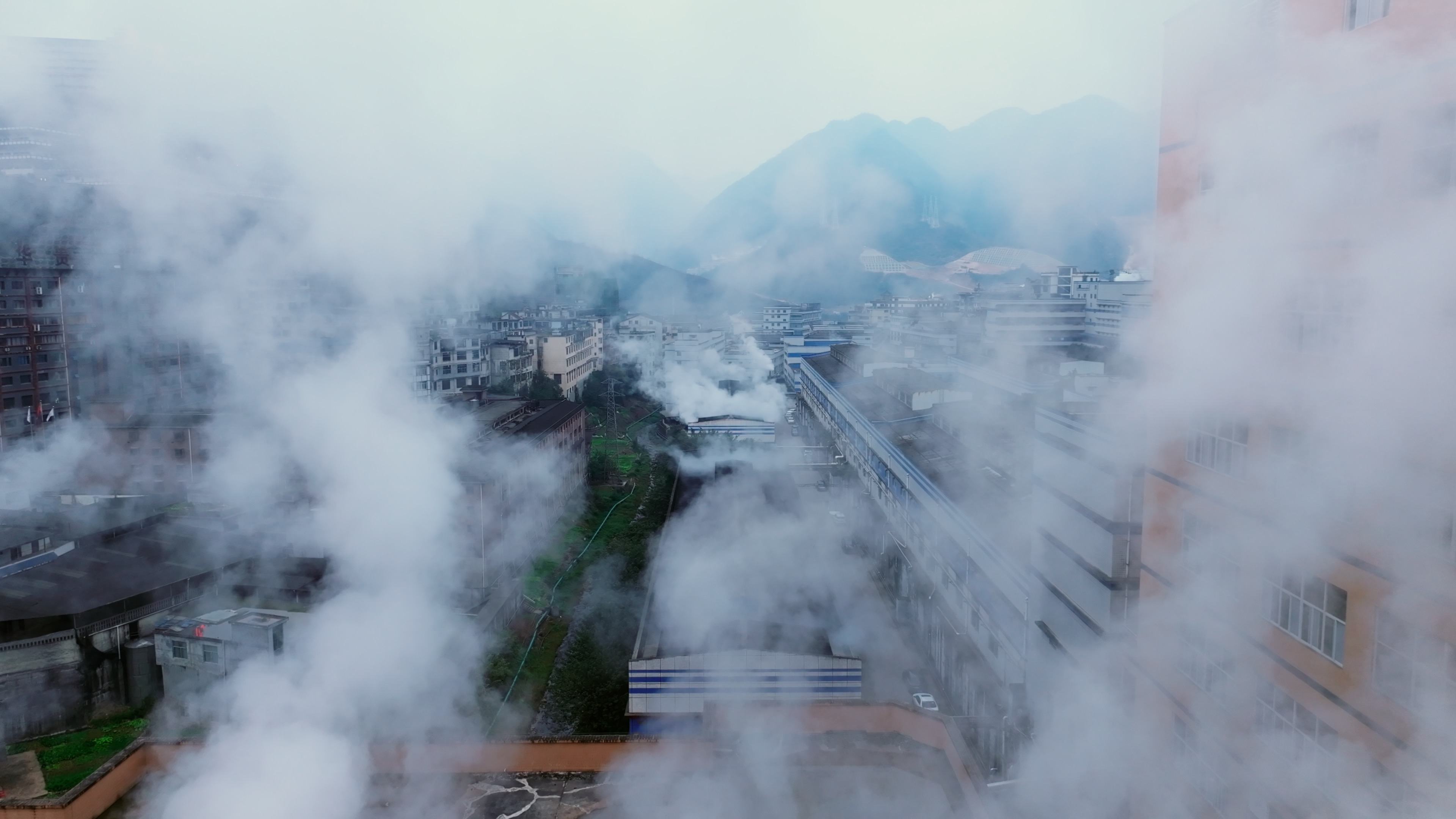东方“岚”气碰撞西方醇韵:国台“岚•橡木风味酒”让世界沉醉