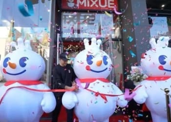 走上星光大道的雪王，也卖1块钱一杯？