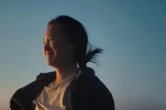 这一届年轻人，终于学会了像富豪一样坦然的“抠门”