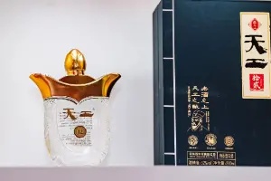 四特亮相2026春糖会，天工一展双奖，以品质领跑老酒赛道！