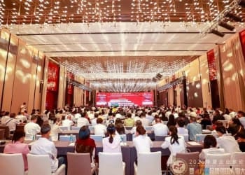 喜讯！华山论剑西凤酒荣膺2026品牌强国十大影响力品牌！