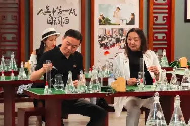 “见证”八百年独特工艺传承，湘酒代表团参访国宝李渡纪实