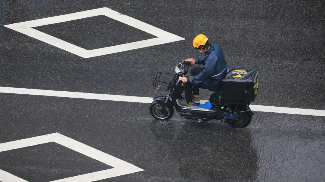 当北大博士成为外卖骑手