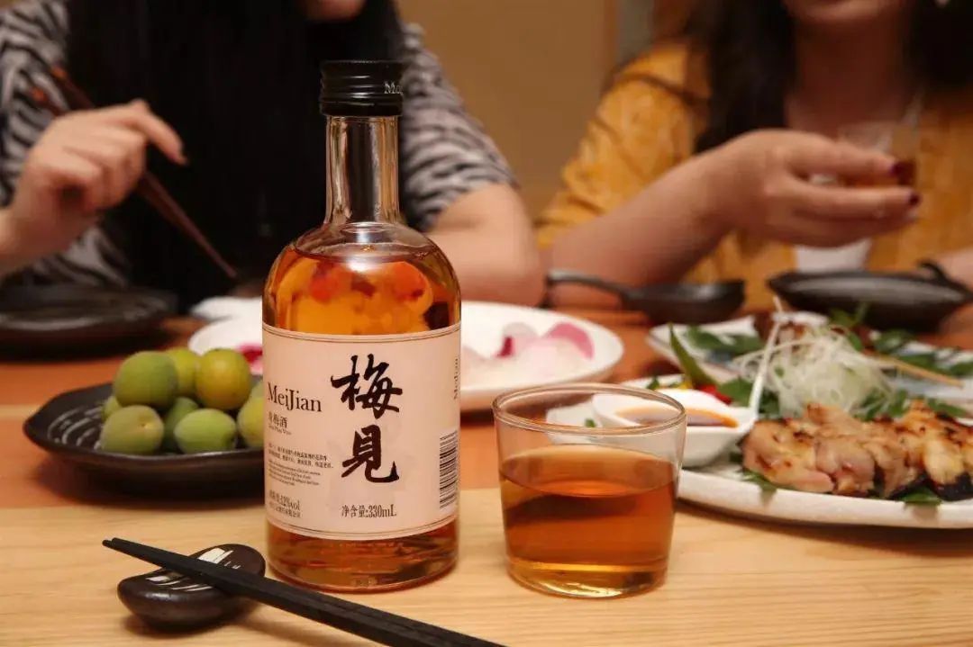 小酒馆，大生意！2000亿规模赛道怎么玩？