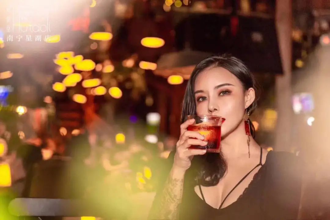 小酒馆，大生意！2000亿规模赛道怎么玩？