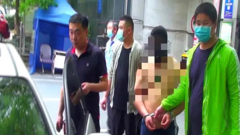 中国最流氓的灰色职业，被人狂骂，却年入千万住豪宅