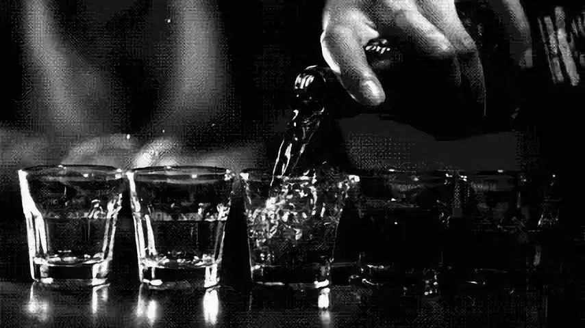 该如何吐槽那些认为酒精酒好喝的人?