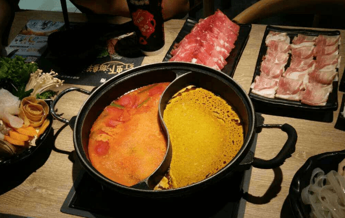 火锅大佬业绩下滑,火锅新秀能否成功上位!