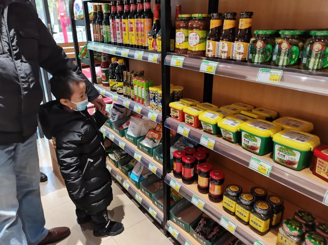 开一家特产店能挣多少钱?