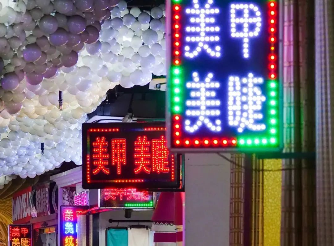 年轻人的小店梦,一碰现实就碎了