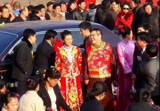 千亿“太子”被亲爹废了:富不过三代,是真的吗?