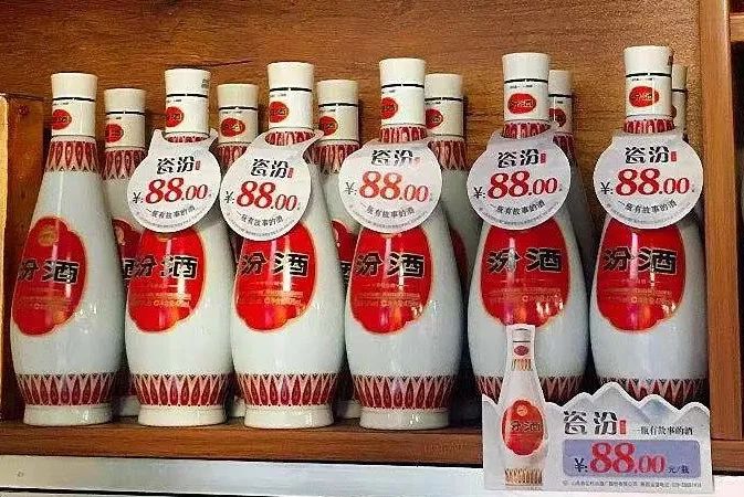 53度“瓷汾”走红陕西，看白酒淡季销售如何破局？