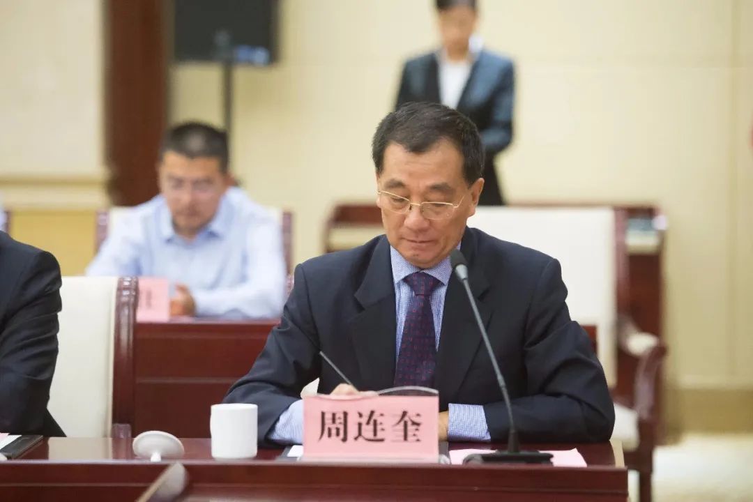 周连奎：大学毕业卖猪肉，从肉联小厂到269亿帝国