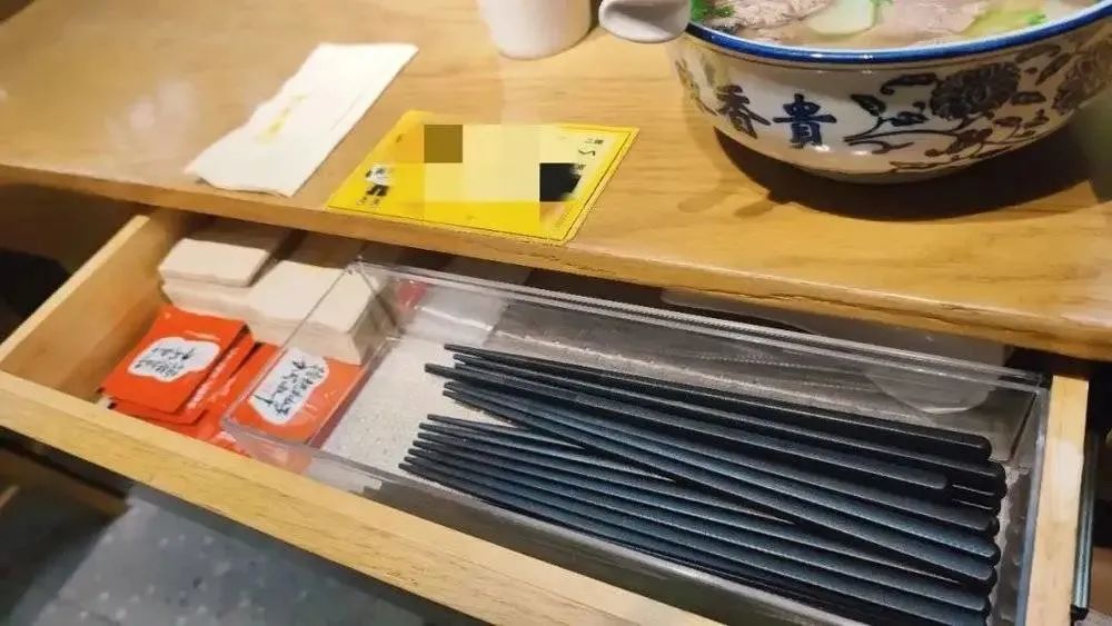 “成瘾型”餐饮,正在收割一代年轻人