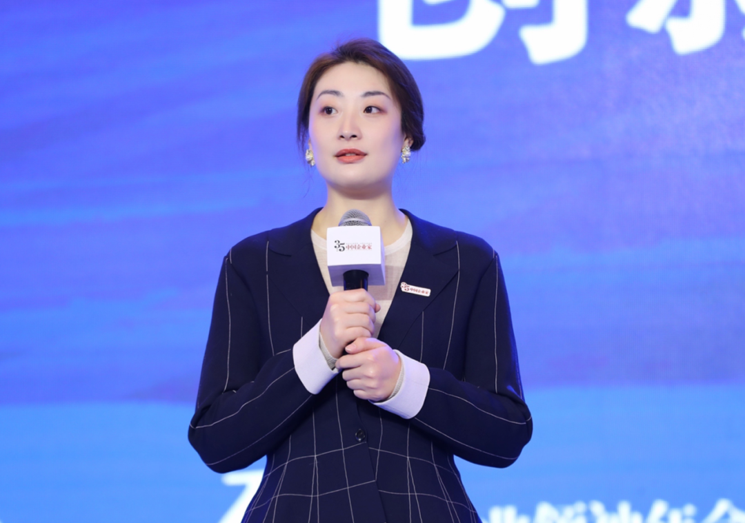 宗馥莉接班的时间表丨食业人物